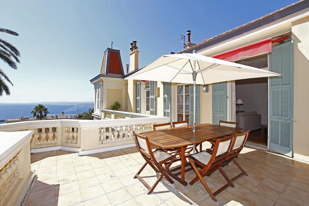 Palmeraie - Magnifique Appartement D'Epoque Avec Vue Mer 4 Personnes Avec Terrasse Le Port Nice Quarto foto